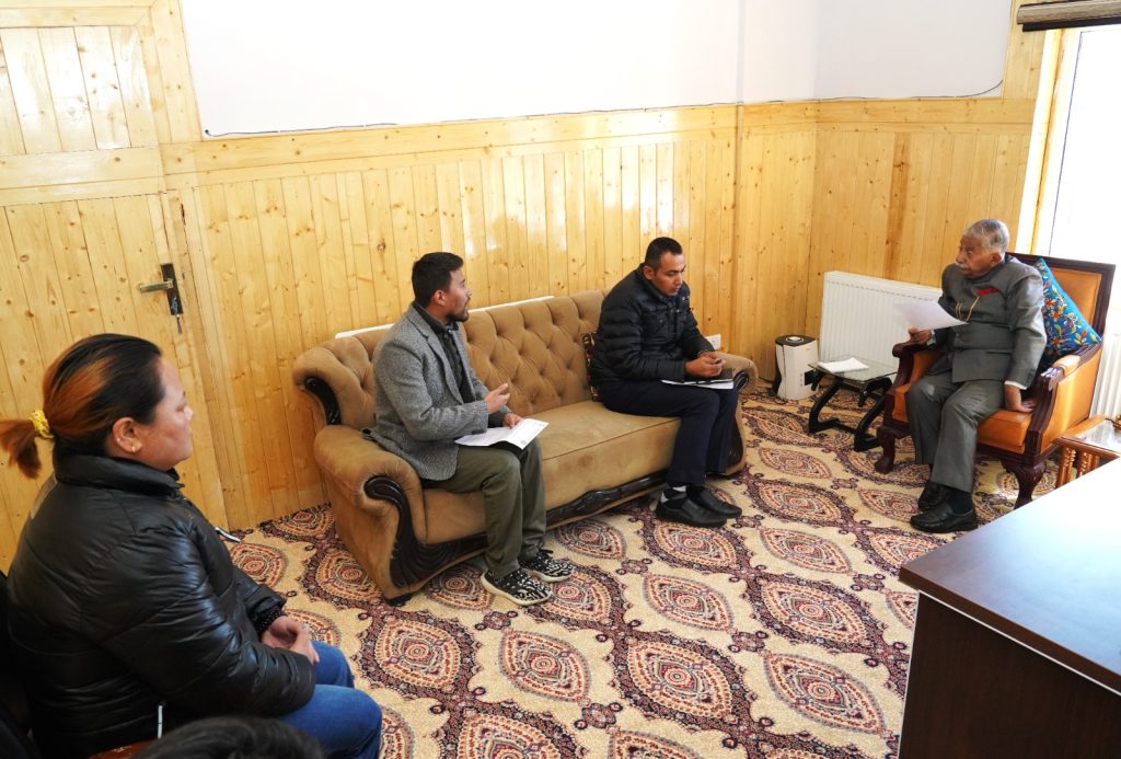 Delegations call on LG to discuss setting up of football academy, promotion of winter tourism