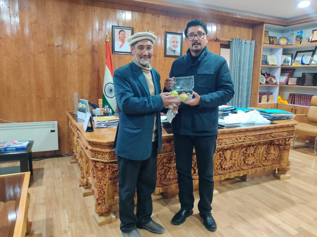 Progressive farmer, innovator Goba Ali calls on CEC Gyalson Progressive farmer, innovator Goba Ali calls on CEC Gyalson