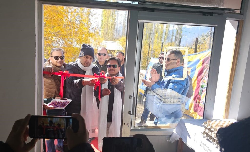 Opening ceremony of departmental sale outlet at Chanspa-Leh