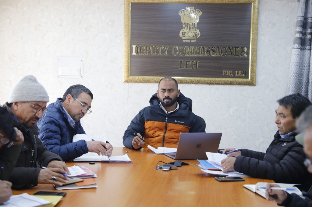 DC Santosh discusses progress of Jal Jeevan Mission in Leh DC Santosh discusses progress of Jal Jeevan Mission in Leh