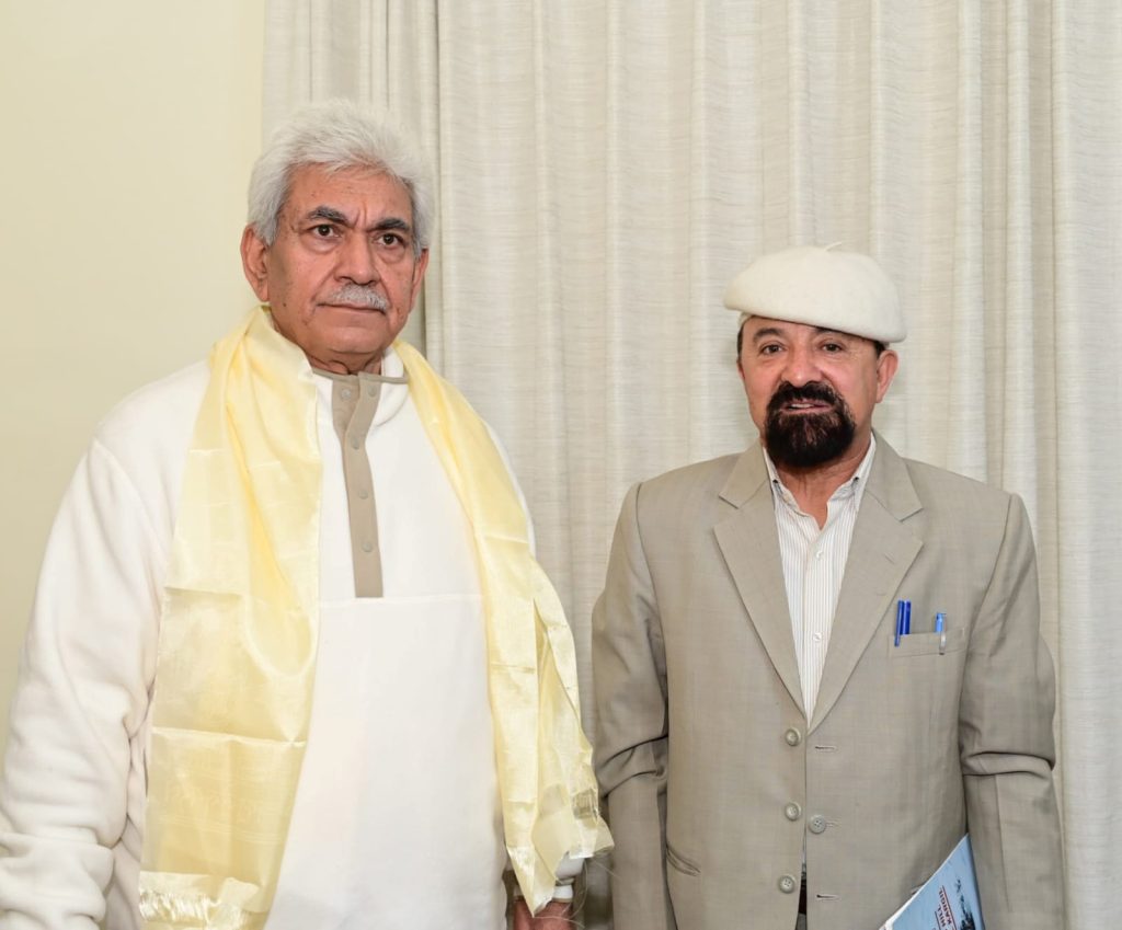 CEC Kargil, J&K LG discuss issues pertaining to residents post Reorganization