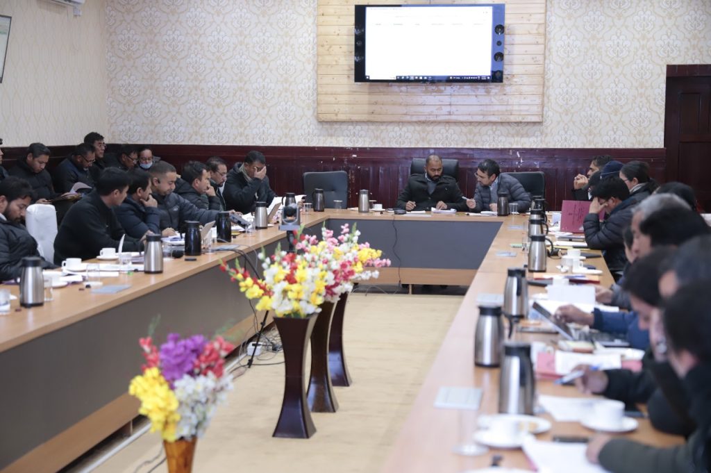 Santosh leads efforts to boost Capex Budget utilization in Leh