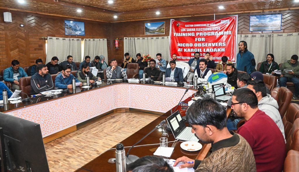 General Observer, DEO attend training program for Micro Observers of Kargil for LS Polls