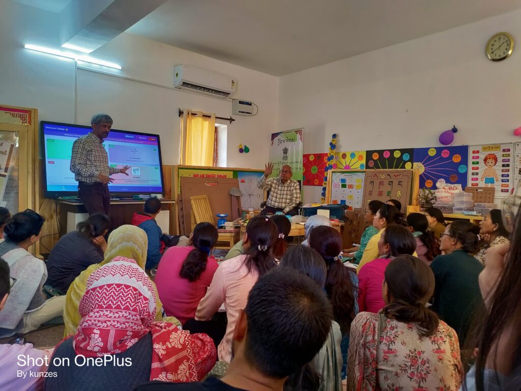 DIET training program for 108 teachers concludes
