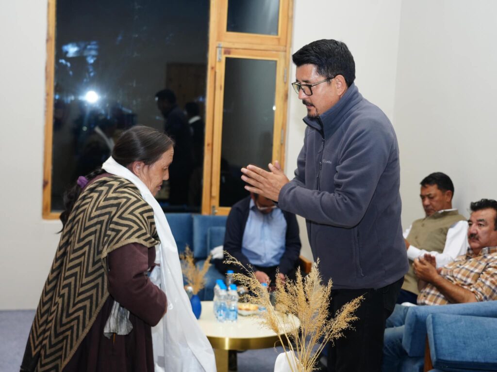 Ibex Colony hosts thanksgiving high tea for CEC Gyalson, district officials Ibex Colony hosts thanksgiving high tea for CEC Gyalson, district officials