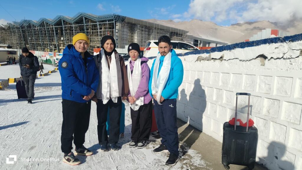 Team Ladakh receives warm welcome at KBR Airport Team Ladakh receives warm welcome at KBR Airport