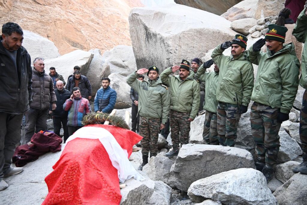 Ladakh, Army bid farewell to unsung hero Tashi Namgyal Ladakh, Army bid farewell to unsung hero Tashi Namgyal