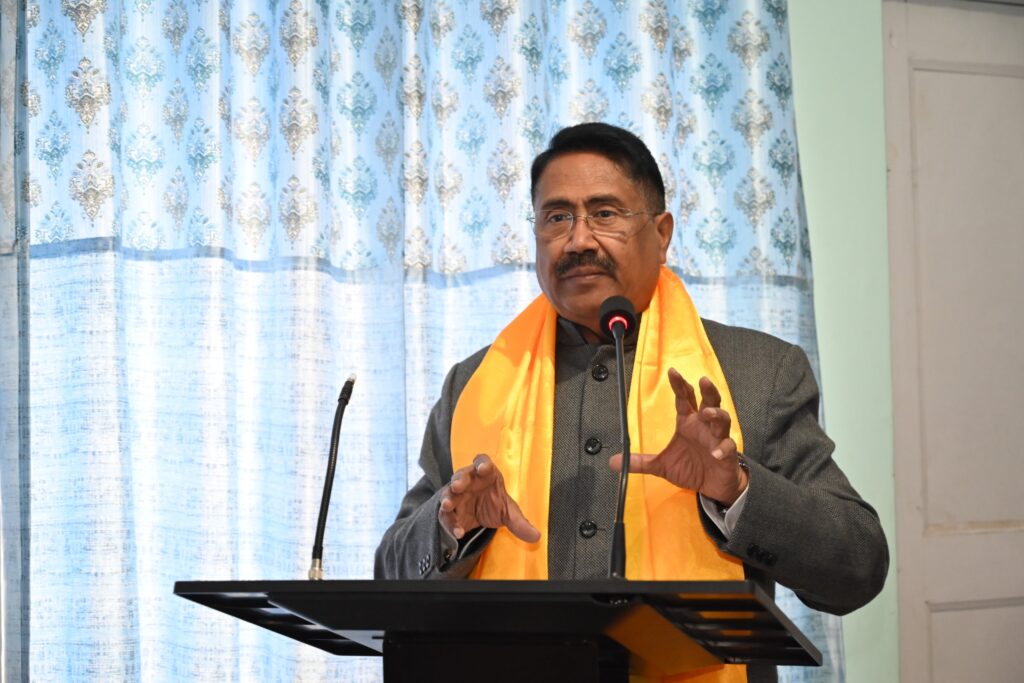 VC UoL Prof Kushwaha makes maiden visit to Kargil Campus VC UoL Prof Kushwaha makes maiden visit to Kargil Campus