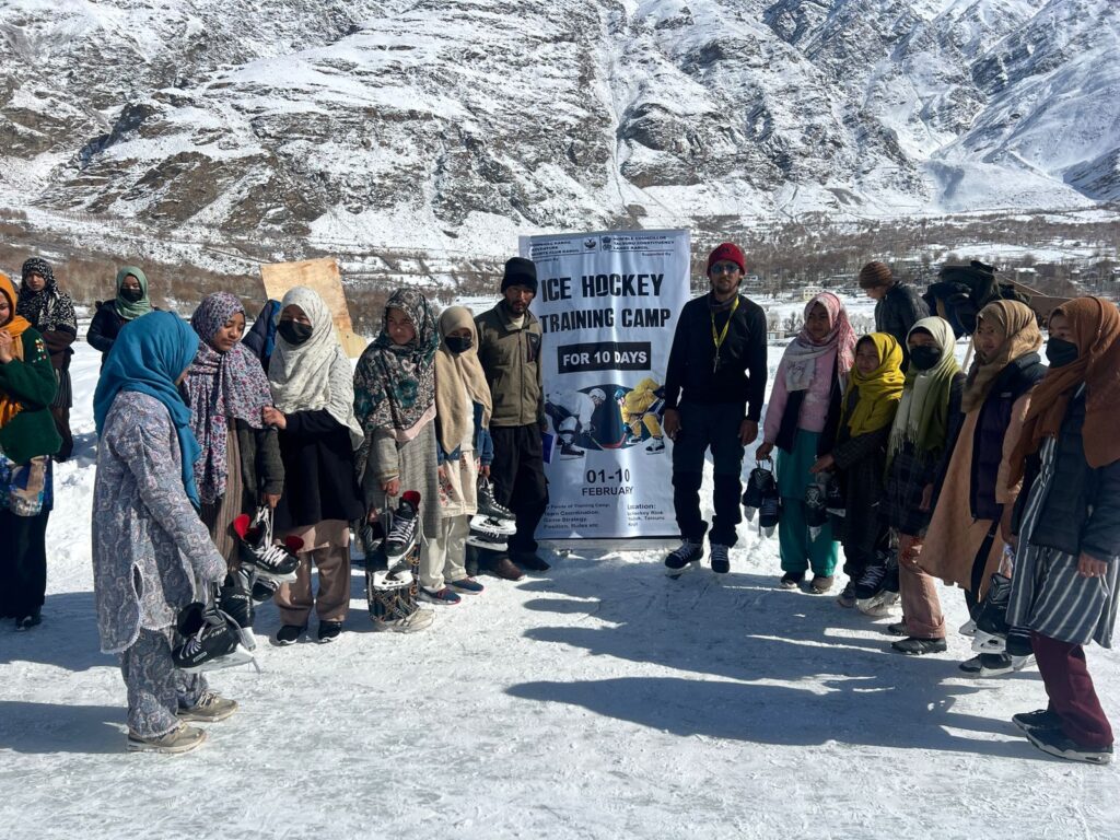 Free Ice Hockey training camp begins in Tai-Suru, Kargil