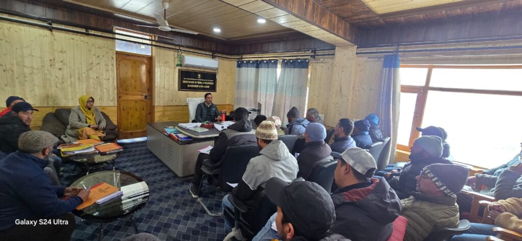 Director reviews expenditure under different sectors in Kargil