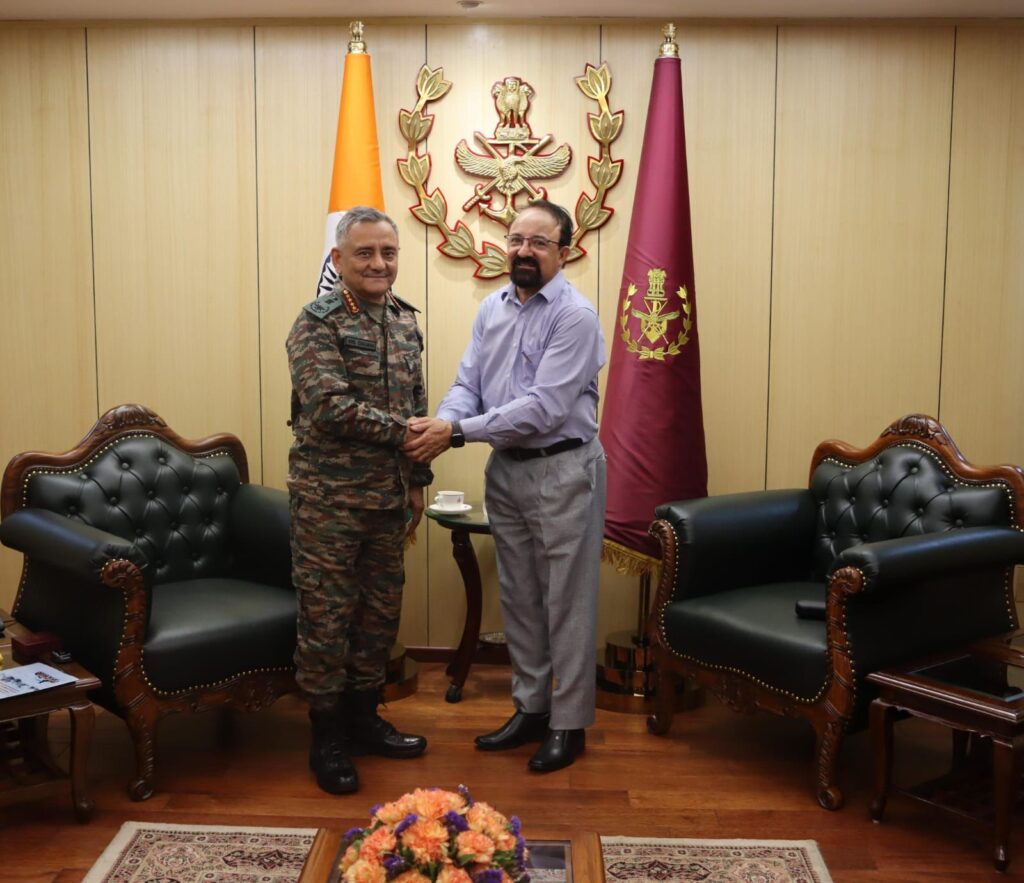 CEC Kargil calls on CDS General Anil Chauhan, submits memorandum on various issues CEC Kargil calls on CDS General Anil Chauhan, submits memorandum on various issues