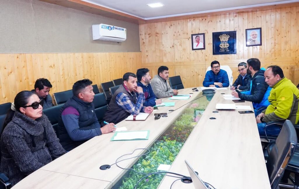 CEC Gyalson Reviews Progress of Project Tsangda