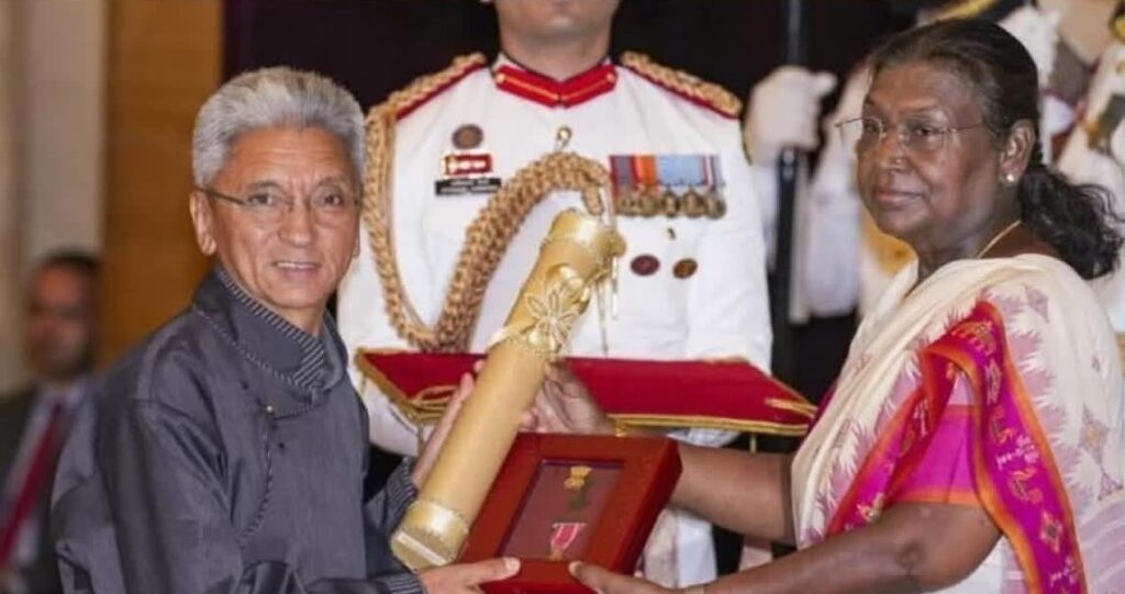 Padma Shri conferred on Late Reverend Lama Lobzang