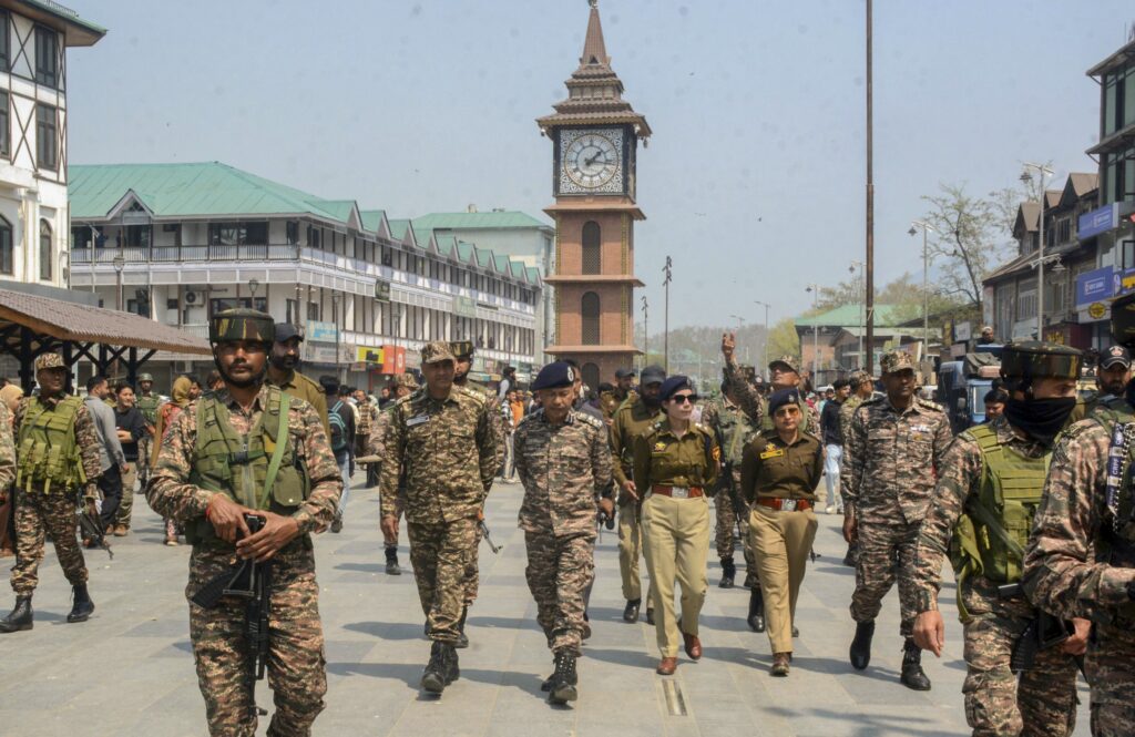 Home Minister arrives in Jammu on 3-day tour of J&K Home Minister arrives in Jammu on 3-day tour of J&K