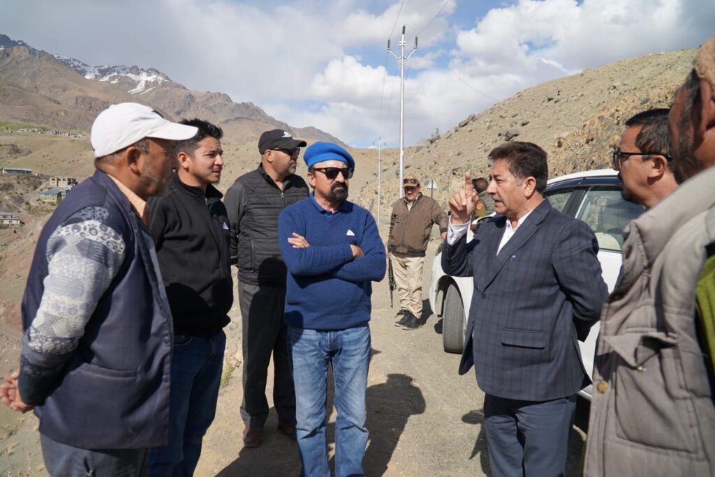 Chairman/Chief Executive Councillor, LAHDC, Kargil, Dr. Mohd Jaffer Akhoon visited the drought-affected village of Sharbatgone in the Sodh Constituency after holding a morning meeting with concerned Councillor Manzoor Hussain and officials from the Irrigation and Mechanical Departments. During the visit, residents of Sharbatgone expressed grave concerns over the severe water scarcity, reporting that the village has nearly dried up due to the lack of irrigation water. Dr. Akhoon witnessed the conditions firsthand and instructed Executive Engineer, Irrigation, Ghulam Hussain to accelerate the completion of the lift irrigation project to ensure immediate water availability in the region. Dr. Akhoon further directed the concerned departments to prepare a Detailed Project Report (DPR) for a canal-based irrigation system. He emphasized that this initiative will not only benefit Sharbatgone but also neighboring villages. He assured the public that the canal project will be included in the first phase of development, with initial testing expected to be completed by May 25, 2025. The CEC was accompanied by Councillor Sodh, Manzoor Hussain, Executive Engineer Ghulam Hussain, Assistant Executive Engineer, Junior Engineer, along with other departmental officials, senior citizens, and public representatives from the area.