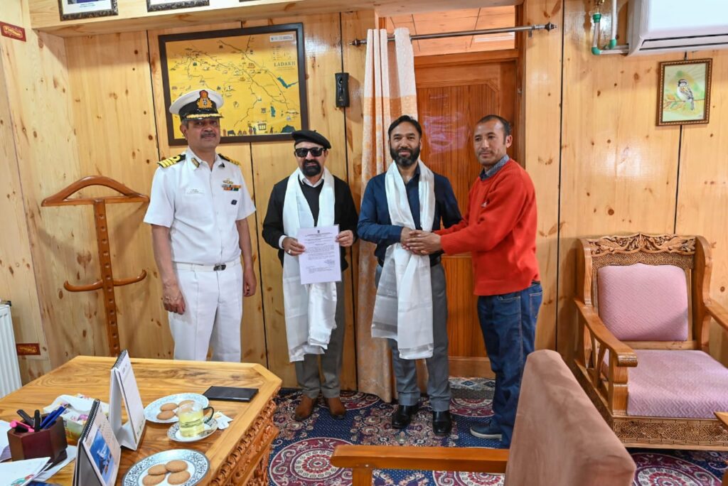 CEC presents land allotment order to Zila Sainik Welfare Board CEC presents land allotment order to Zila Sainik Welfare Board