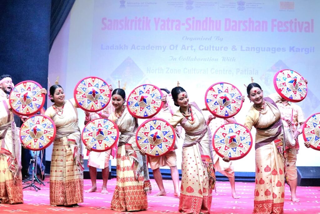 Sanskritik Yatra-Sindhu Darshan Utsav celebrated in Kargil Sanskritik Yatra-Sindhu Darshan Utsav celebrated in Kargil