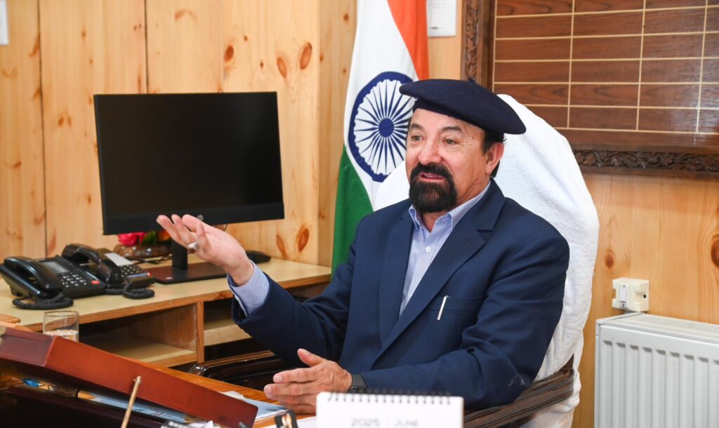 CEC Akhoon reviews Healthcare in Kargil CEC Akhoon reviews Healthcare in Kargil