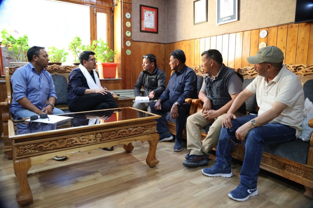 BJP Delegation from Nubra Calls on CEC Tashi Gyalson, Presents Key Development Demands