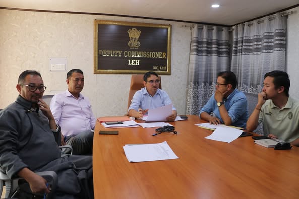 CPO Leh reviews R&B projects, stresses timely execution, budget optimization