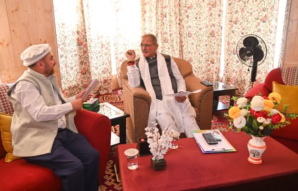 Sajjad Kargili meets LG Ladakh, submits Memorandum on Regional Issues