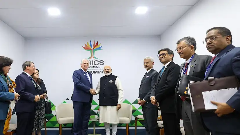 PM Modi meets Cuban President; discuss ties in pharma, UPI on sidelines of BRICS