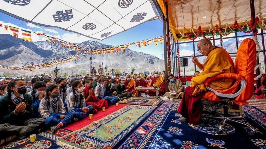 H H Dalai Lama returns midway to Leh after weather disrupts Zanskar visit again