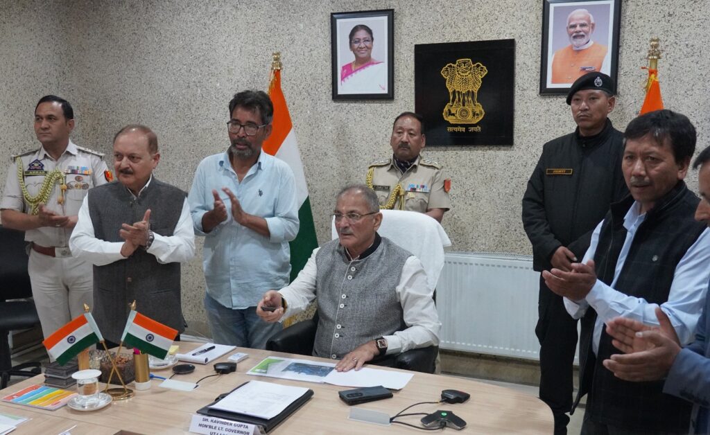 LG Kavinder inaugurates special solar rooftop scheme for commercial establishments in Ladakh