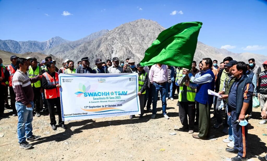 ADC Imteeaz Kacho launches Swachata Hi Seva 2025, a Swach Bharat Mission initiative in Kargil