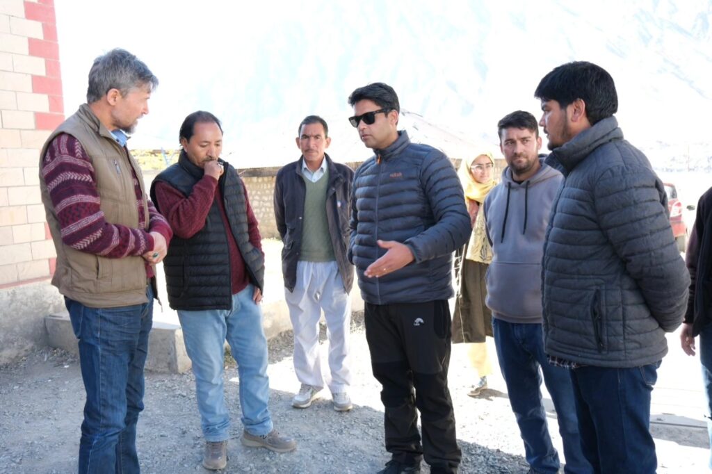 Commissioner Secretary Reviews SIDCO Operations in Kargil