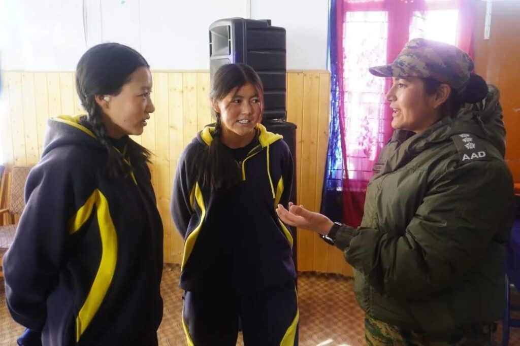Women in Indian Army: Nyoma School Hosts Inspiring Lecture on Opportunities for Girls