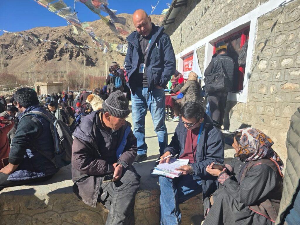 ‘Mimangs-si-sJhabstogs’ Drive Delivers Key Services in Shara & Phuktse