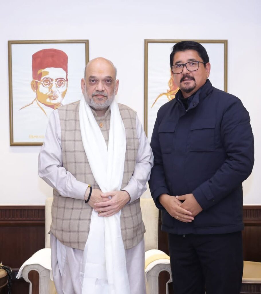 Adv Tashi Gyalson meets Amit Shah, raises Key governance, development issues of Ladakh