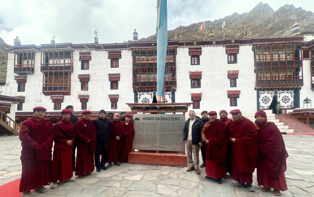 New Year Message of Faith and Compassion: LG Ladakh Visits Hemis Monastery, Geriatric Home