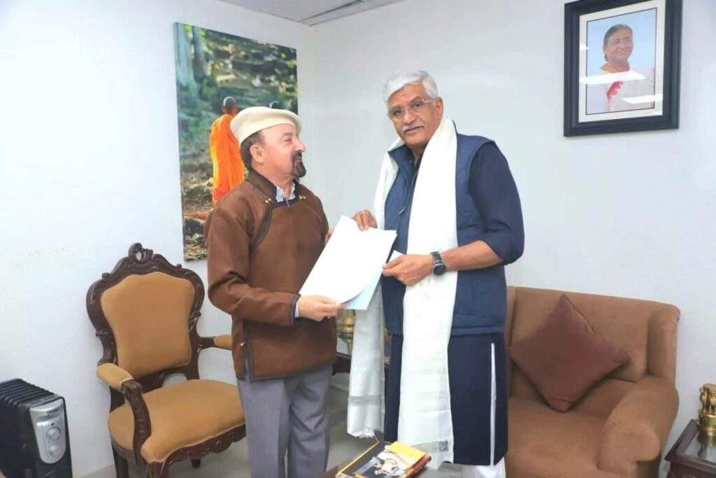 CEC Kargil Pushes Winter Tourism Plan, Meets Union Minister Shekhawat