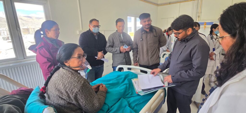 DC Leh Romil Singh Inspects SNM Hospital, Reviews Healthcare Services