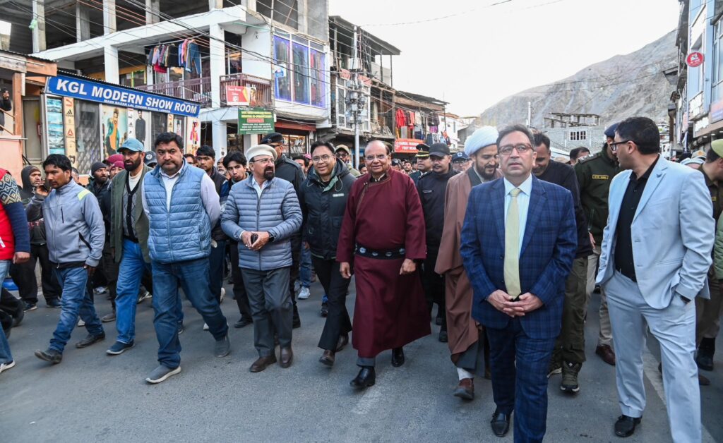 Strolling through Kargil town, LG Saxena charts new vision for a vibrant market hub