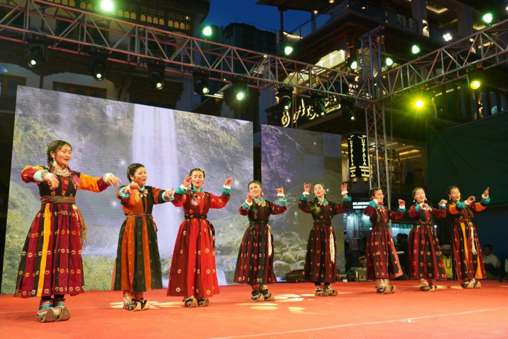 Sacred Relic Exposition Turns Leh Main Market Into Cultural Carnival, Thousands Join ‘Peace Beyond Borders’ Celebrations