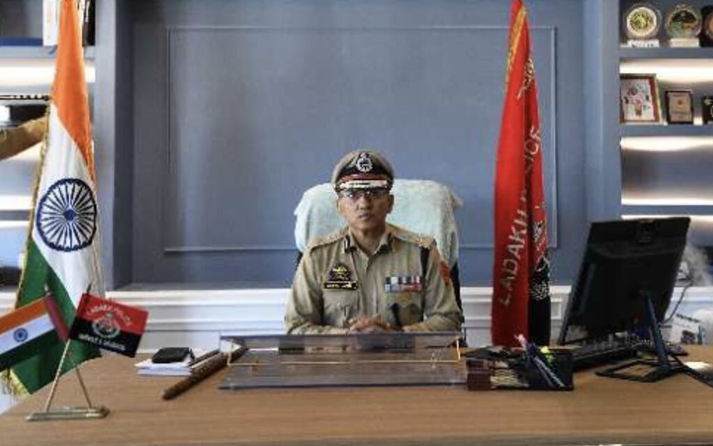 Anand Jain Assumes Charge as New DGP of Ladakh