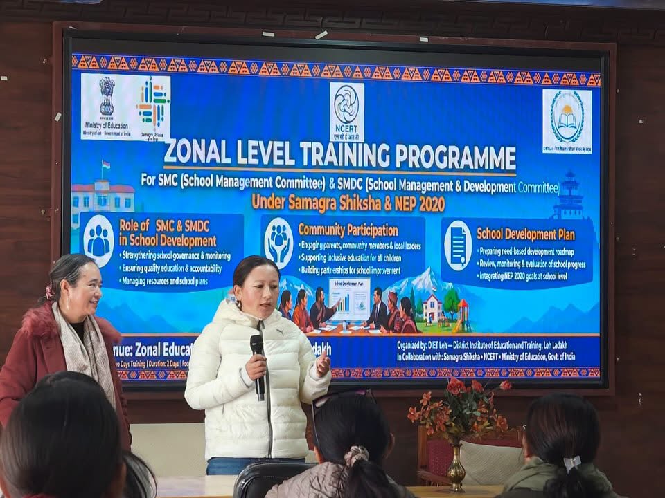 DIET Leh workshop stresses stronger community role in school governance